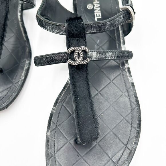 Chanel CC Logo Sandals Black Suede and Calf Hair Metallic Flats Size Eu 39 US 8- - Picture 4 of 11